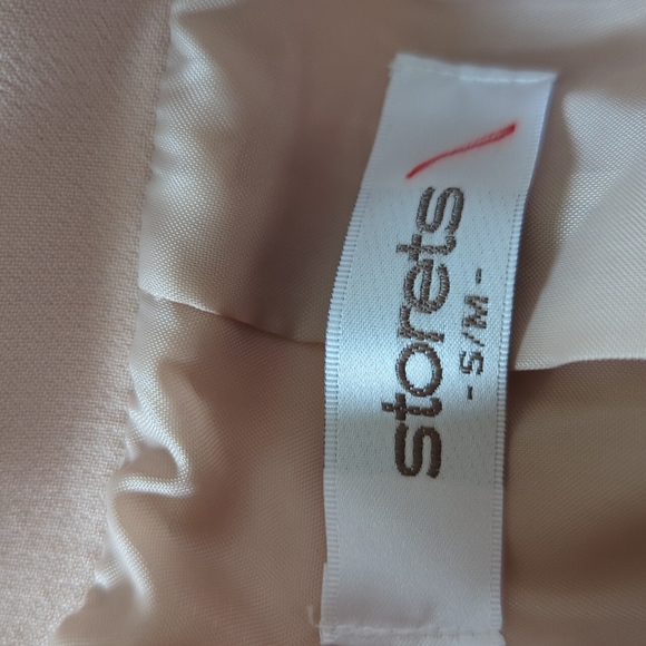 Storets Ava Oversized Blazer w/Contrast Cuff - Picture 15 of 16